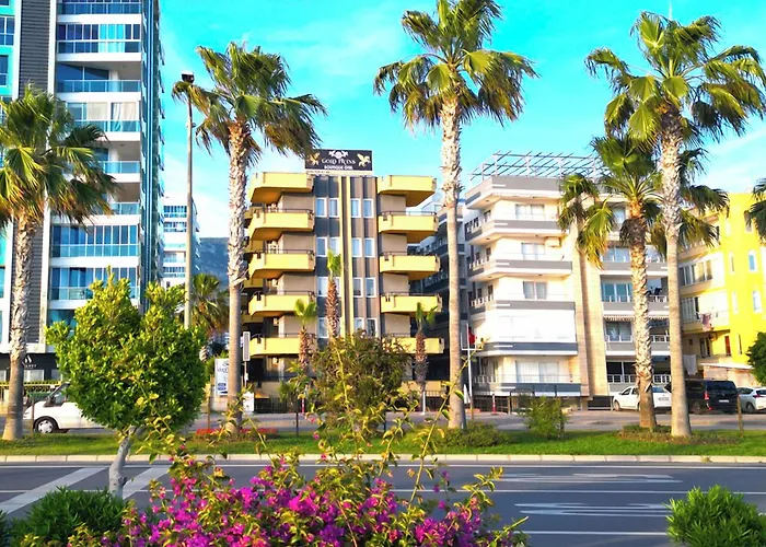 Gold Twins Family Beach Hotel